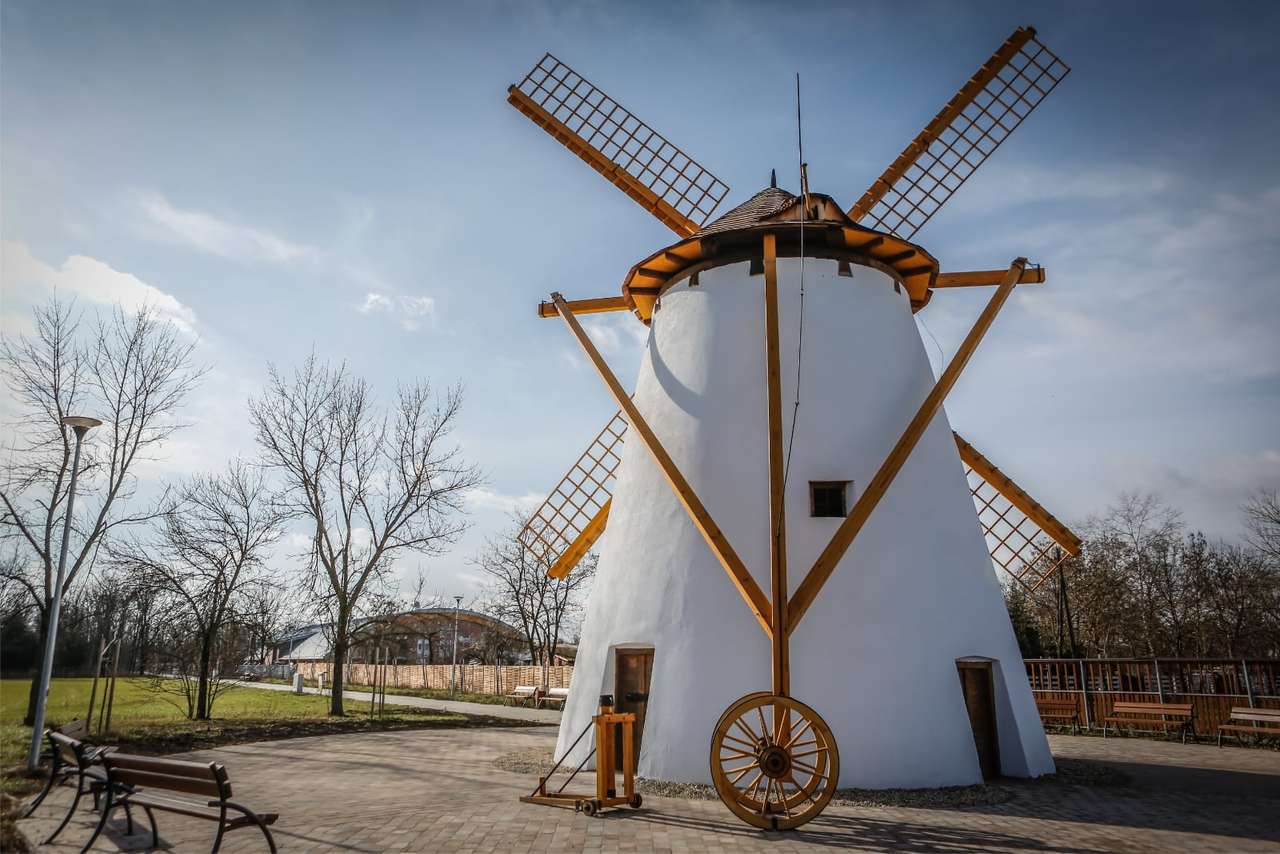 Bekescsaba Old Windmill Węgry puzzle online