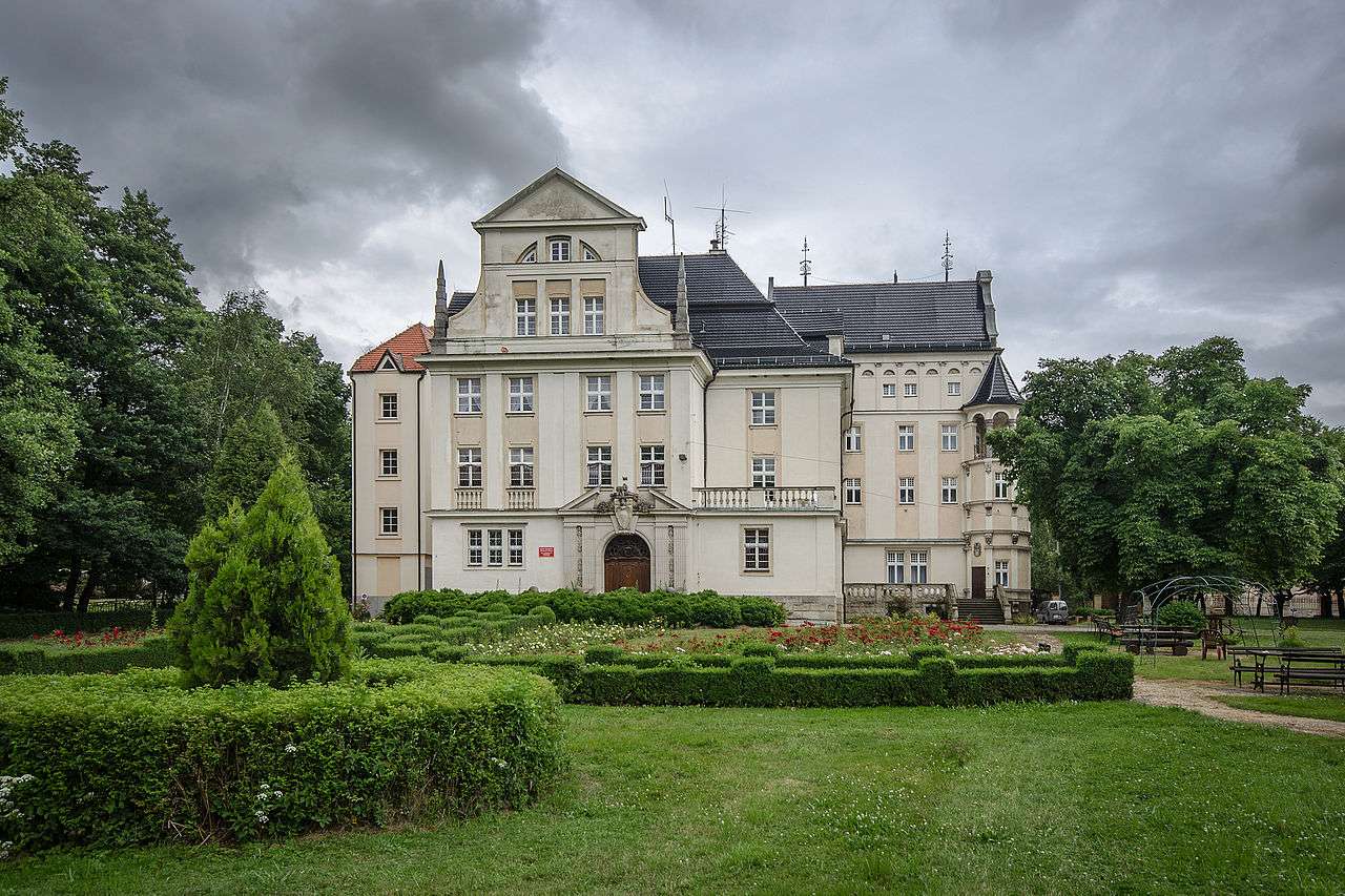Pałac w Brenniku puzzle online