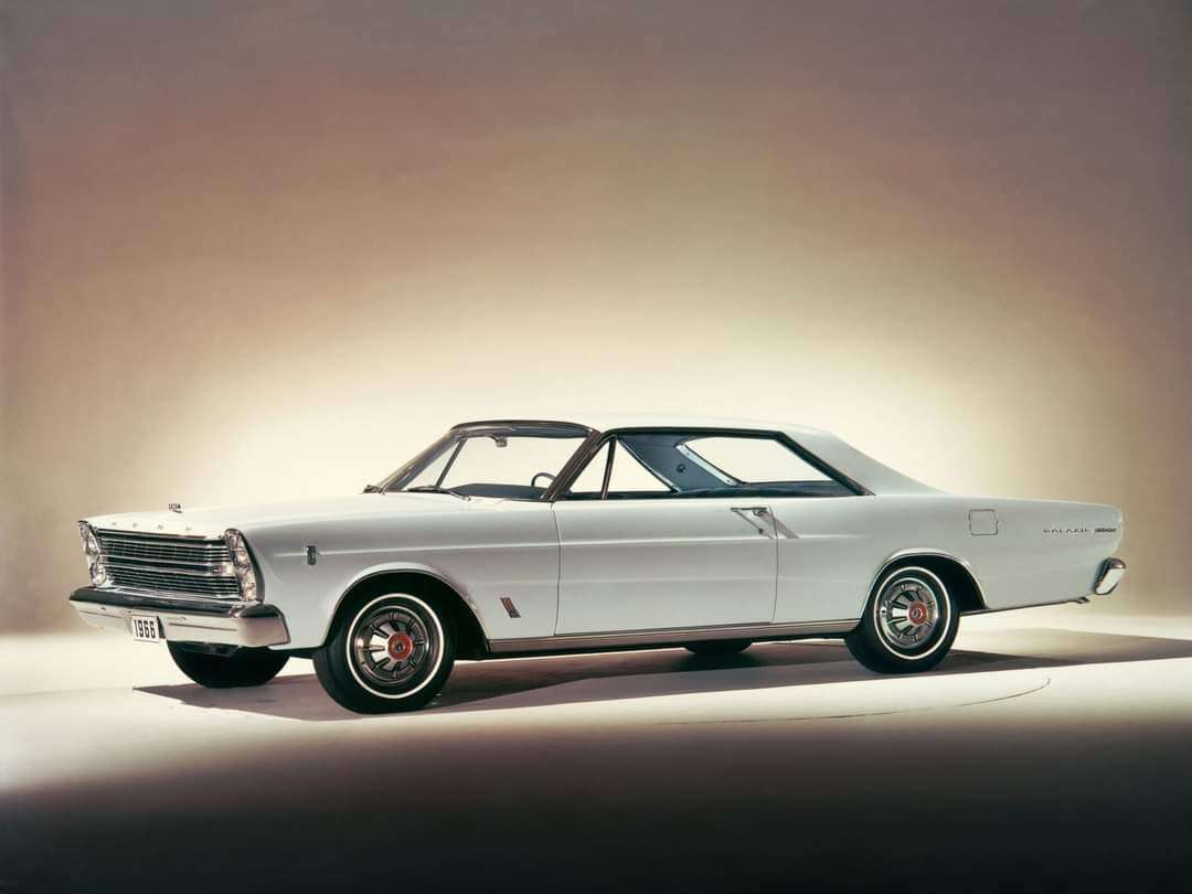 1966 Ford Galaxie 500 XL puzzle online