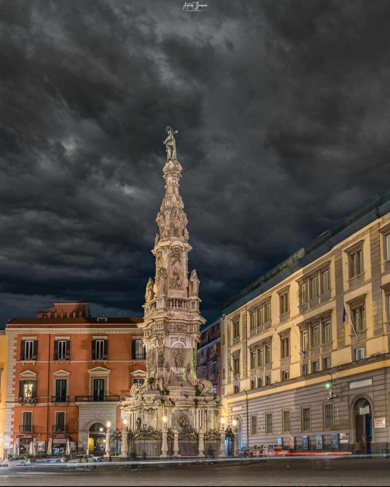 piazza del Gesù Neapol puzzle online