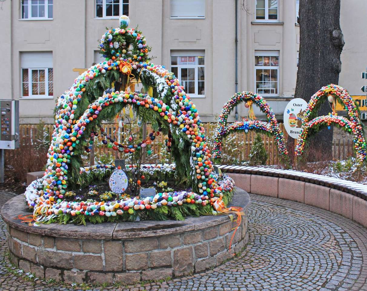 Wielkanocna fontanna wielkanocna Thalheim puzzle online