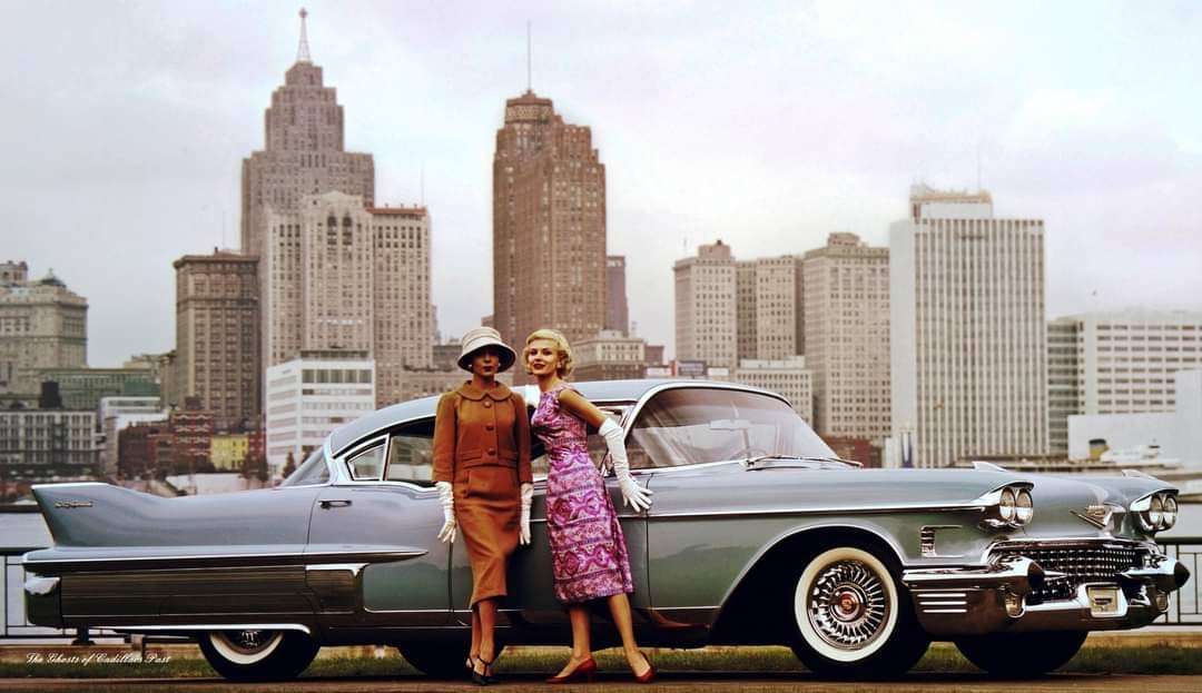 1958 Cadillac Fleetwood Series Sixty-Special puzzle online