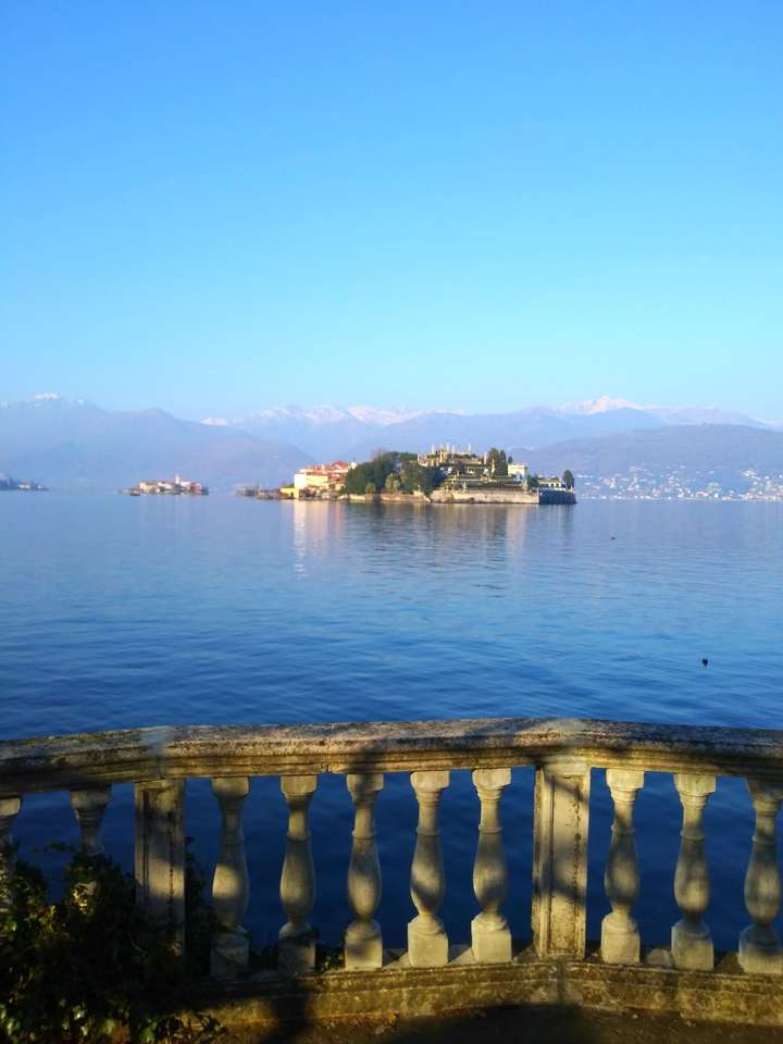 Lago Maggiore zimą puzzle online