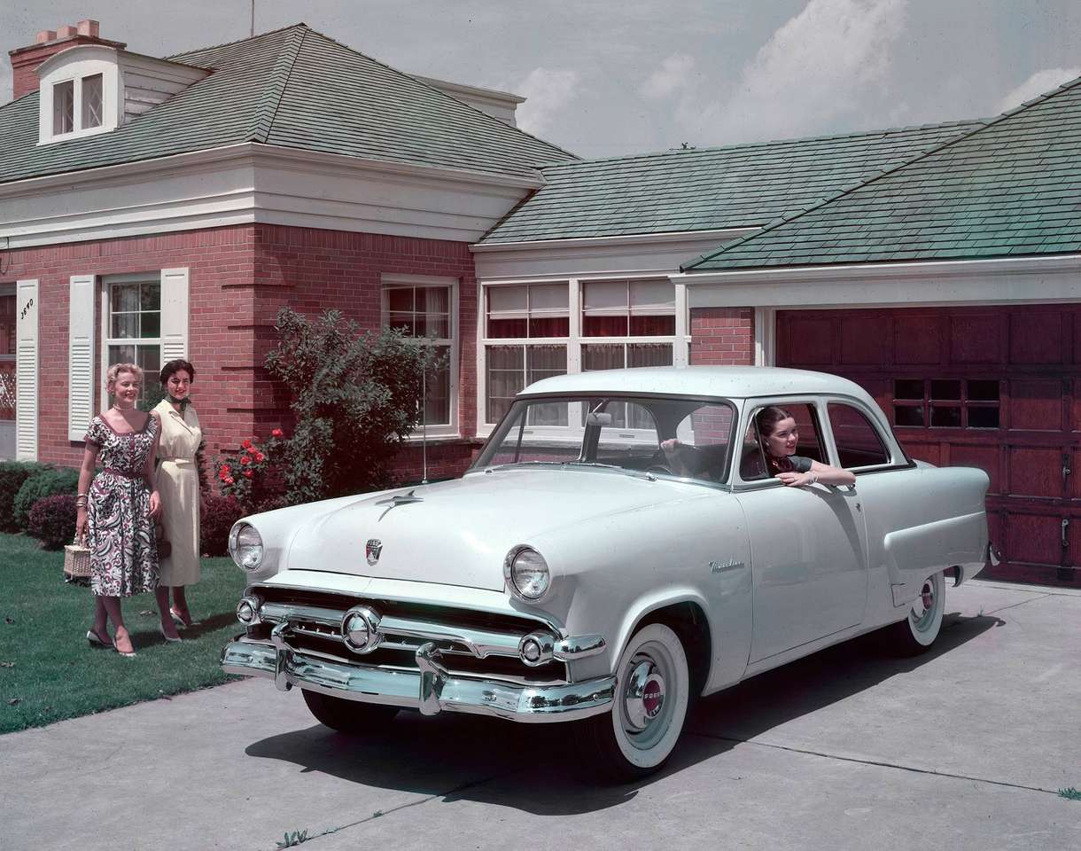 1954 Ford Mainline Sedan puzzle online