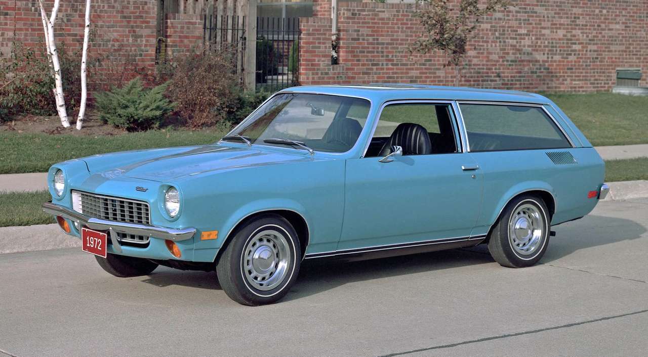 1972 Chevrolet Vega Kmamback Wagon puzzle online
