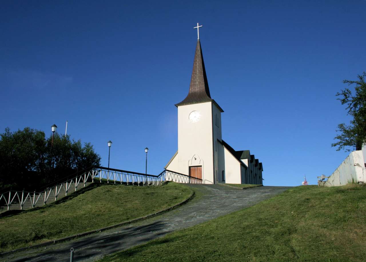 Kościół daleko na Północy Europy puzzle online