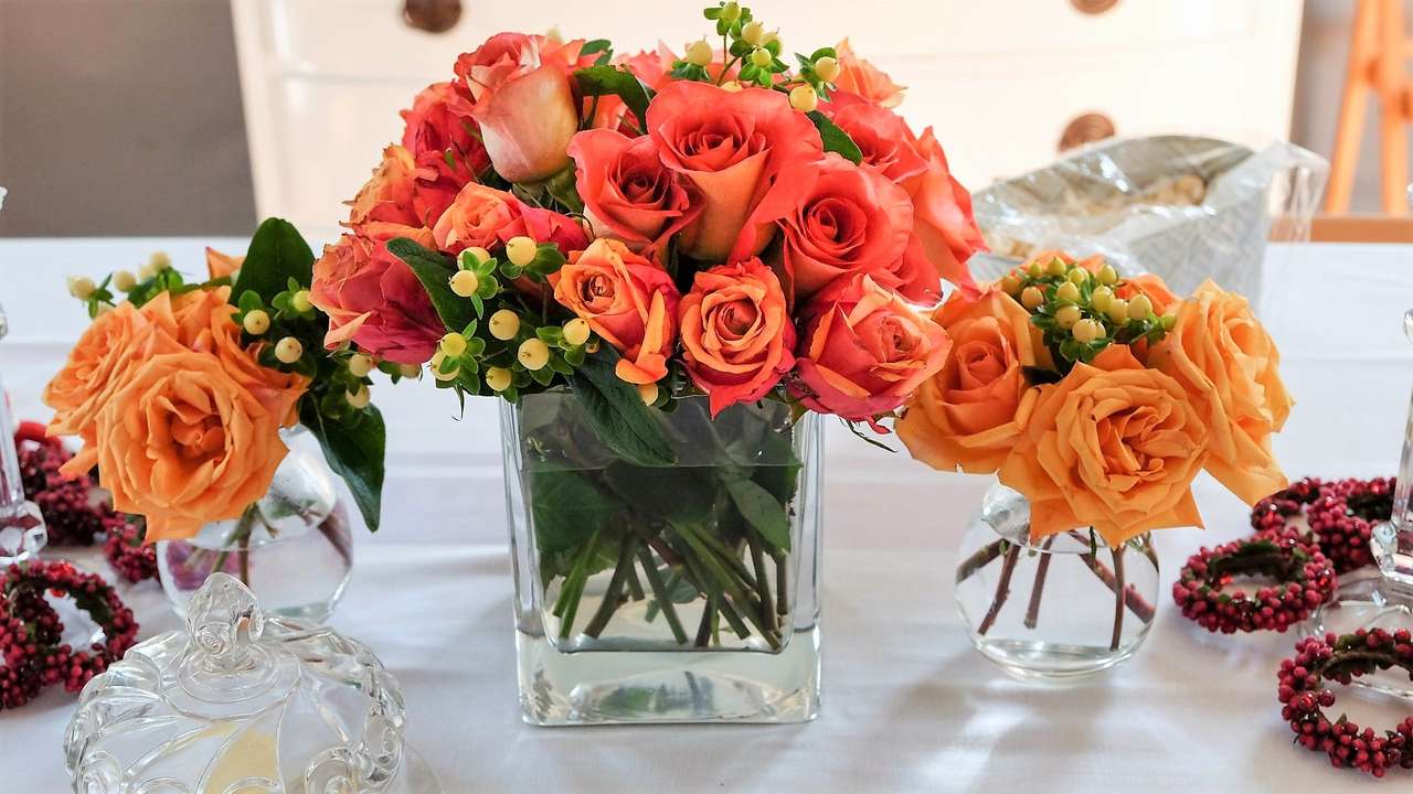 Piękne aranżacje kwiatowe w Święto Dziękczynienia puzzle online