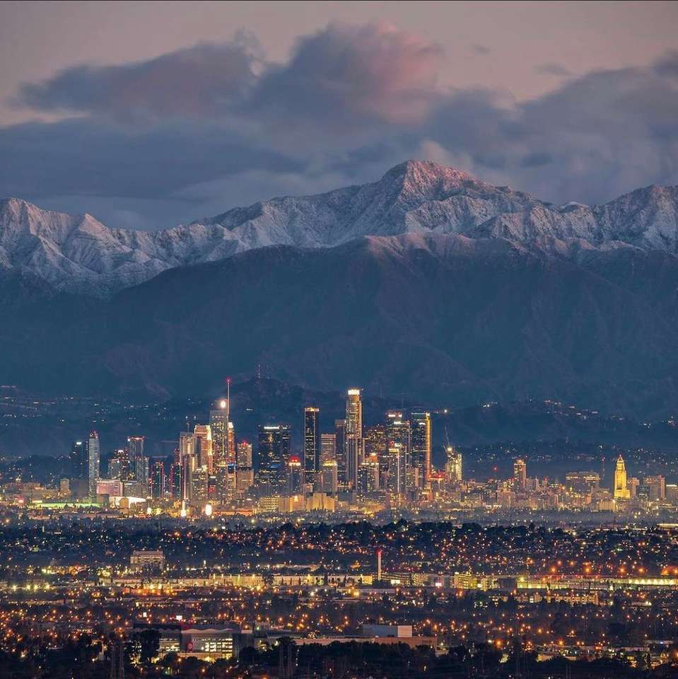 Los Angeles City w nocy puzzle online