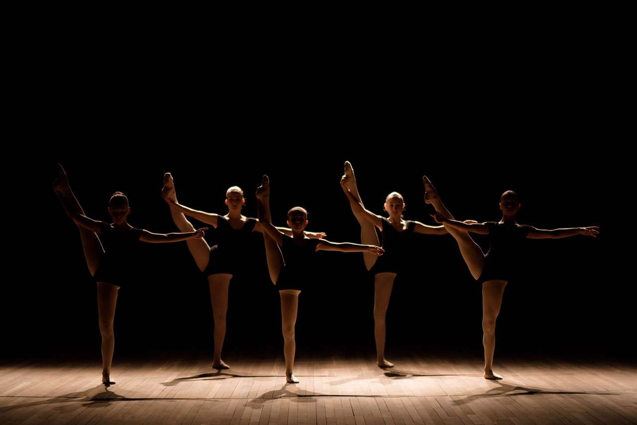 Balet w ciemności puzzle online