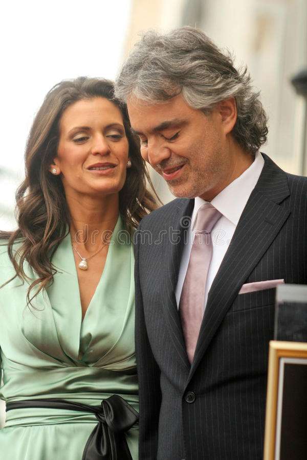 Andrea Bocelli z żoną puzzle online