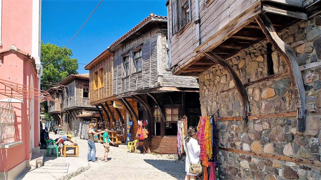 Sozopol tradycyjne domy w Bułgarii puzzle online