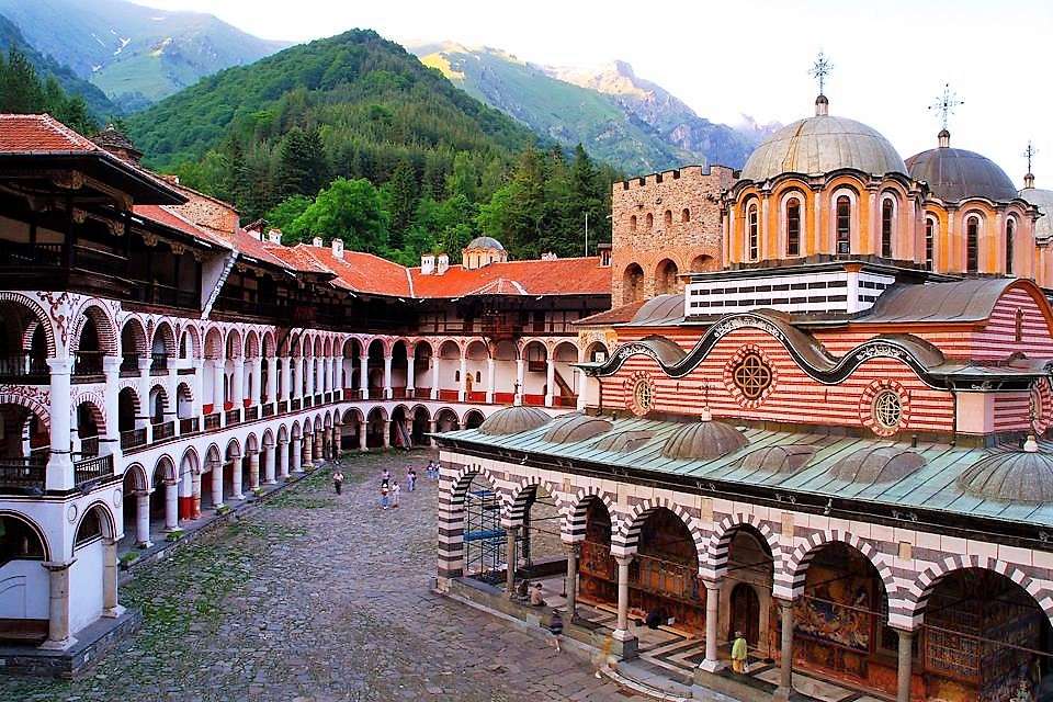Klasztor Rila w Bułgarii puzzle online