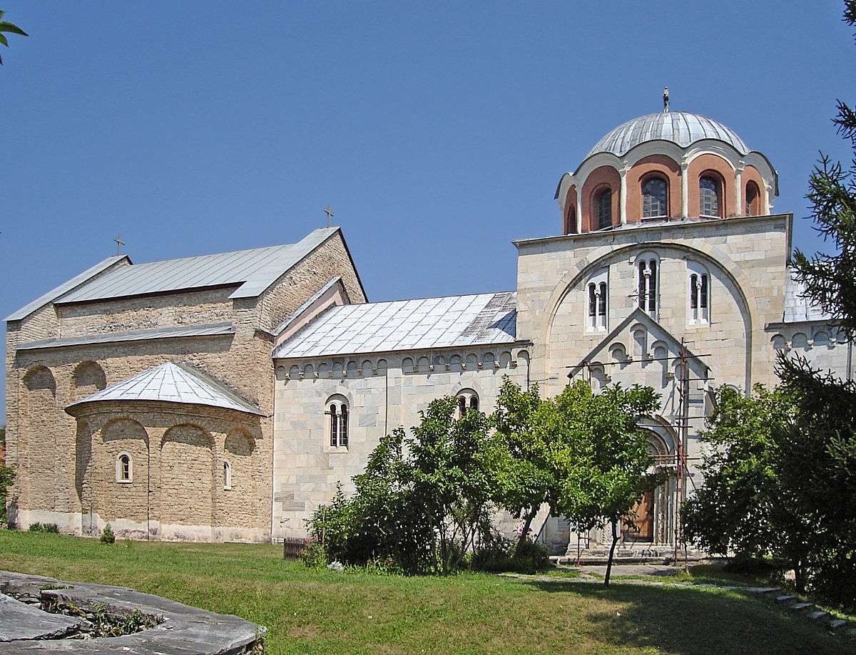 Klasztor Studenica w Serbii puzzle online