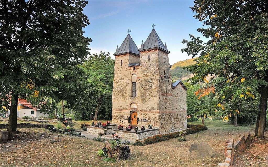 Kościół Donja Kamenica w Serbii puzzle online