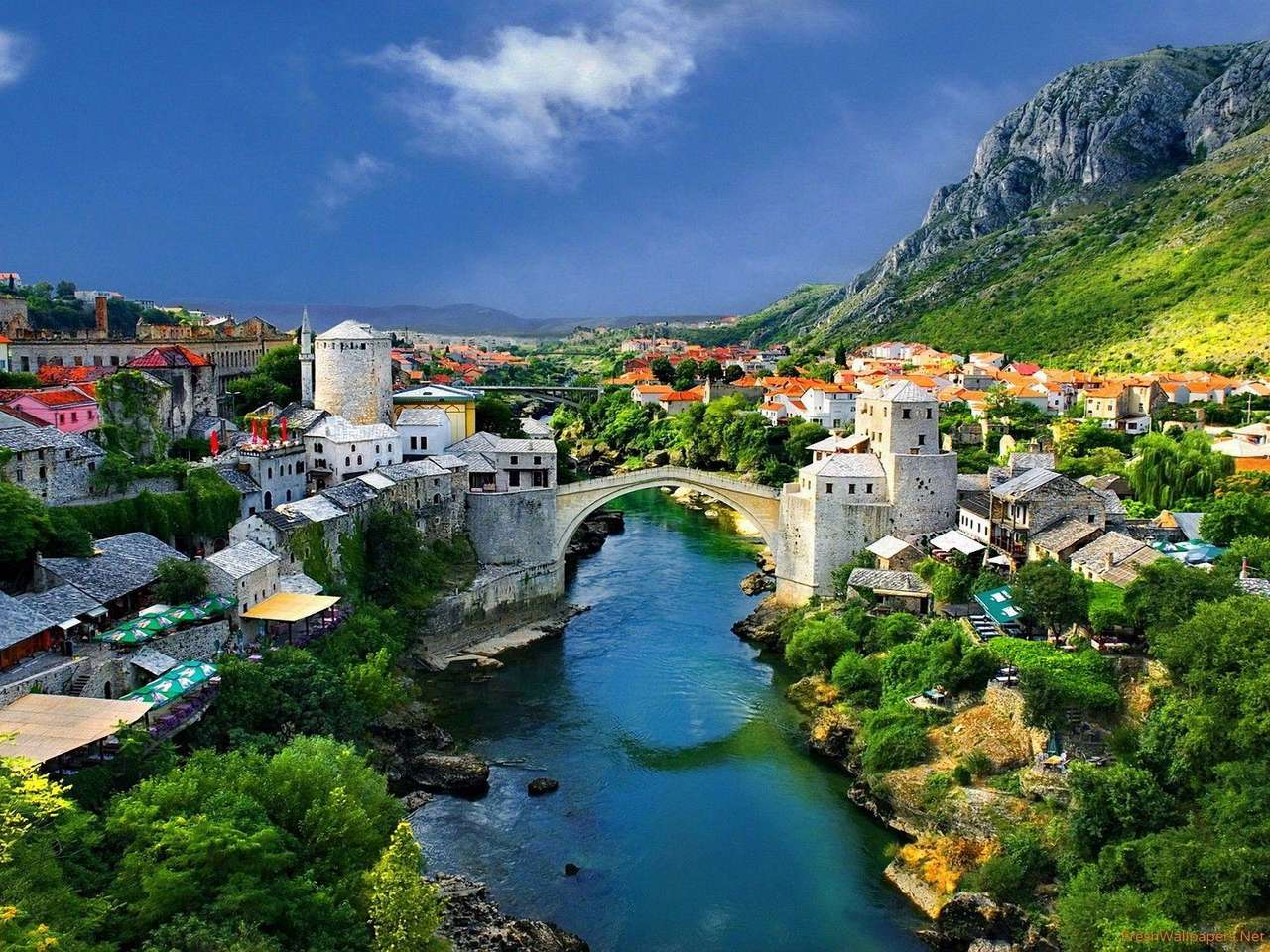 Mostar în Bosnia-Herțegovina puzzle