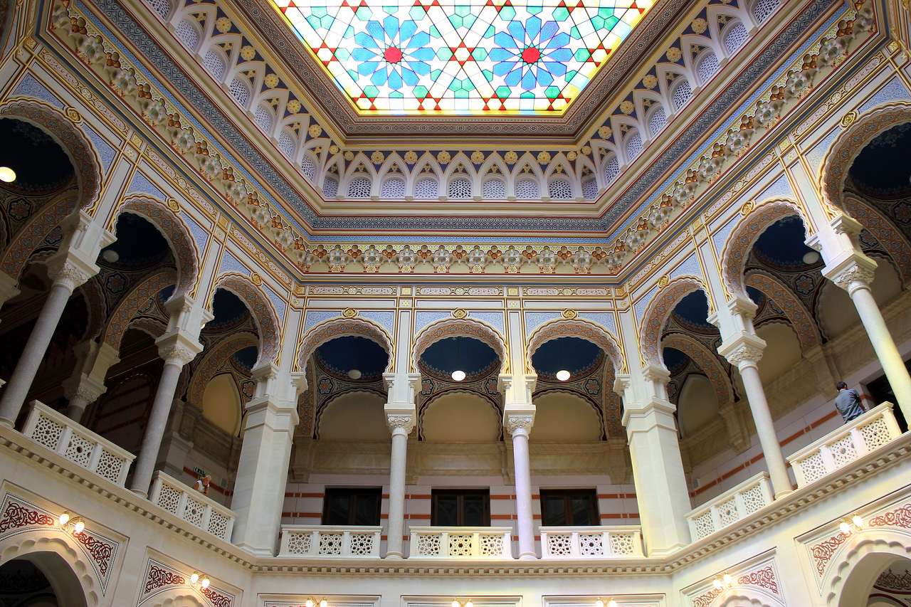 Sarajevo City Hall Inside w Bośni-Hercegowinie puzzle online
