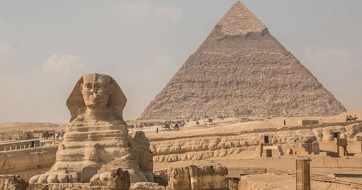 GIZA Piramidy i Sfinks puzzle online