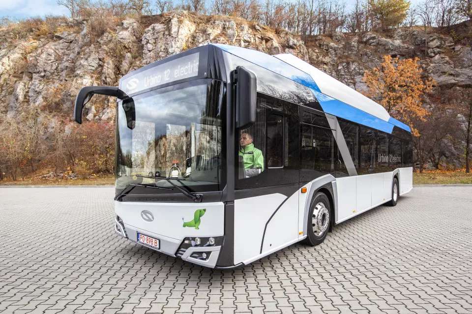 Autobus elektryczny Solaris puzzle online