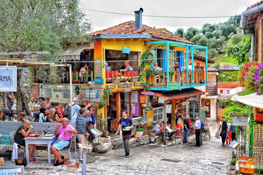 Stari Bar Miejsce w Czarnogórze puzzle online
