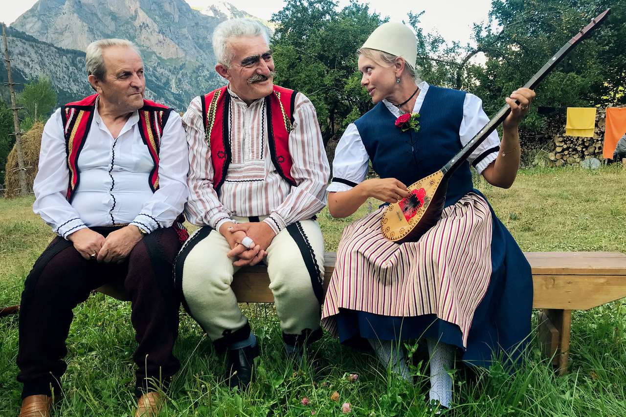 Stresy ludowe w Albanii puzzle online