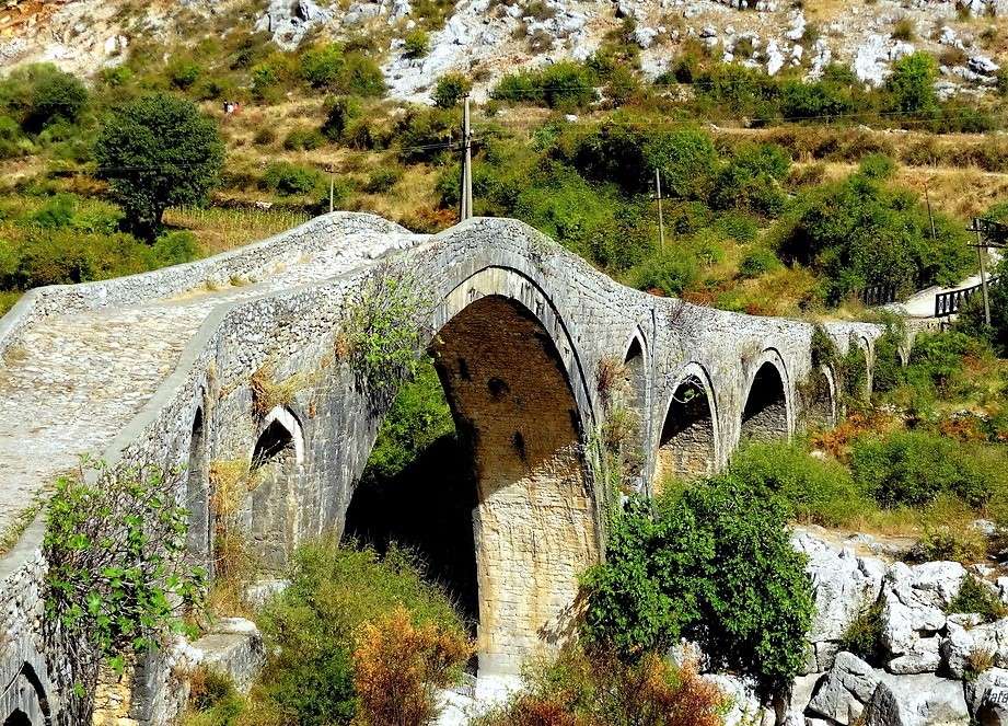 Kopik stary most w Albanii puzzle online