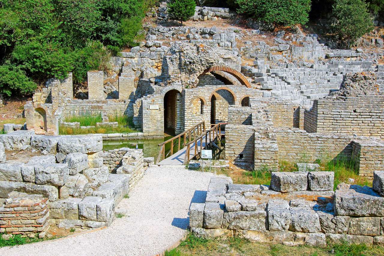 Butrint Starożytna strona w Albanii puzzle online