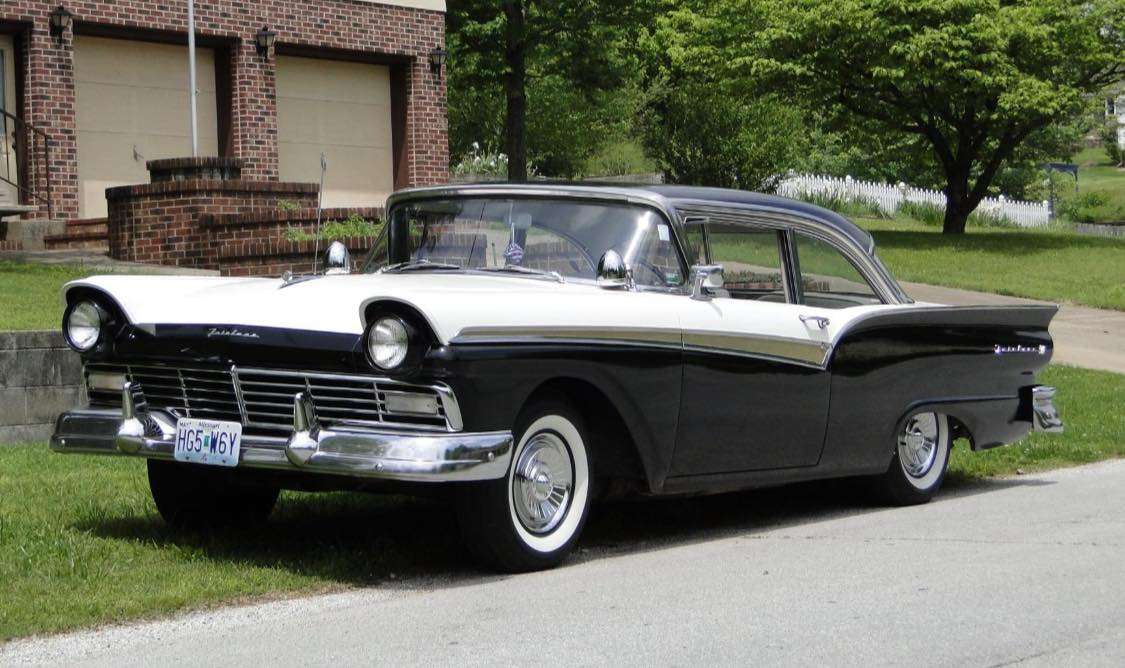 1957 FORD Fairlane 500 puzzle online