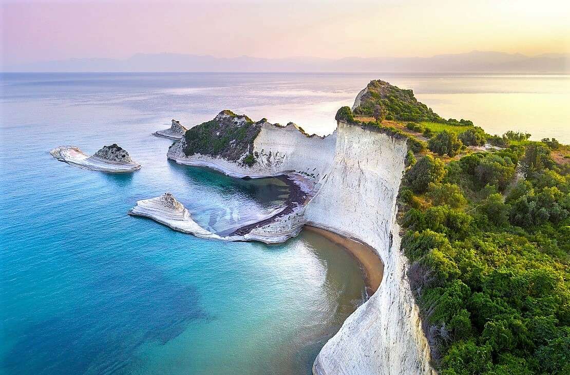 Przylądek Drastis na wybrzeżu wyspy Korfu puzzle online