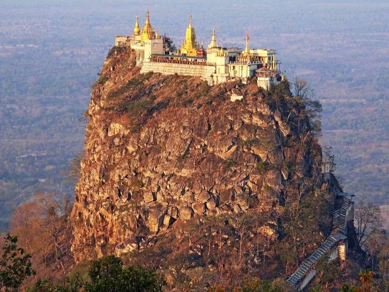 Świątynia w Birmie puzzle online
