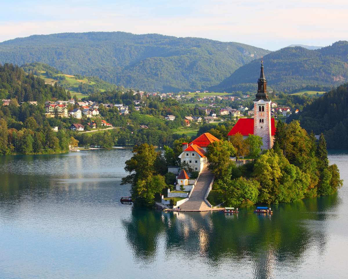 Kościół na jeziorze Bled w Słoweni puzzle online
