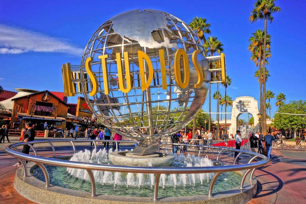 Universal Studios puzzle online