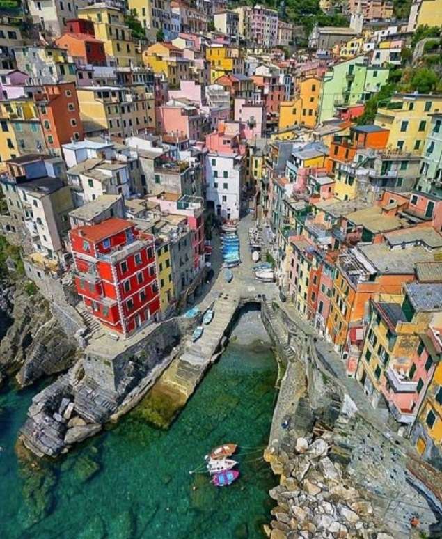 Riomaggiore. puzzle online