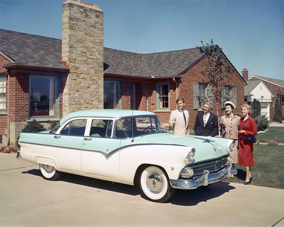 1955 Forda Fairlane Town Sedan puzzle online