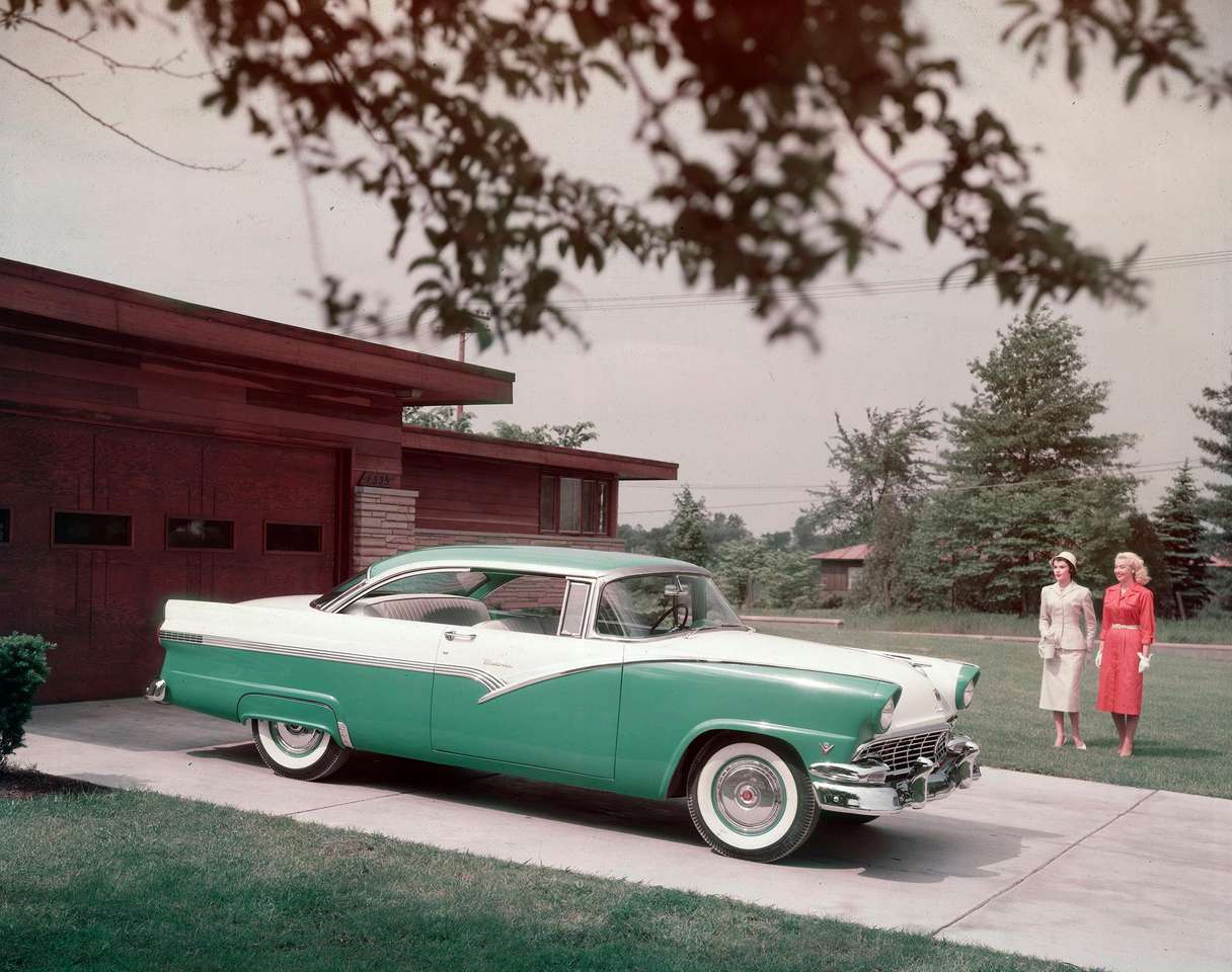 1956 FORD Fairlane Victoria Dwurzwiowy Hardtop puzzle online