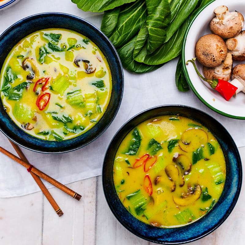 Orientalna zupa z kurkumą puzzle online