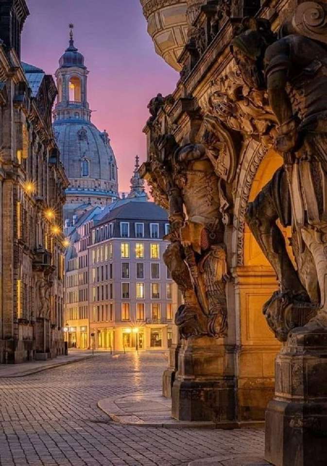 Dresden 's nachts. legpuzzel