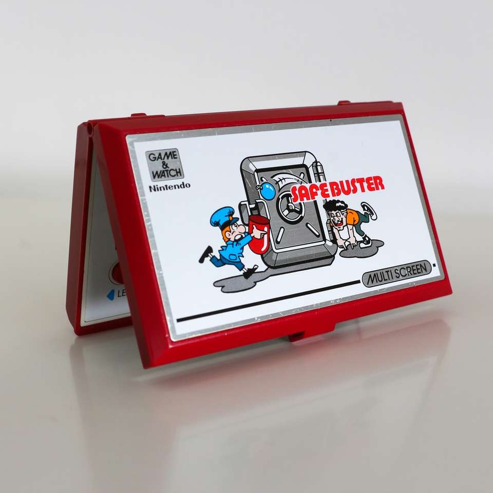 czerwono-białe pudełko z nadrukiem myszki miki puzzle online