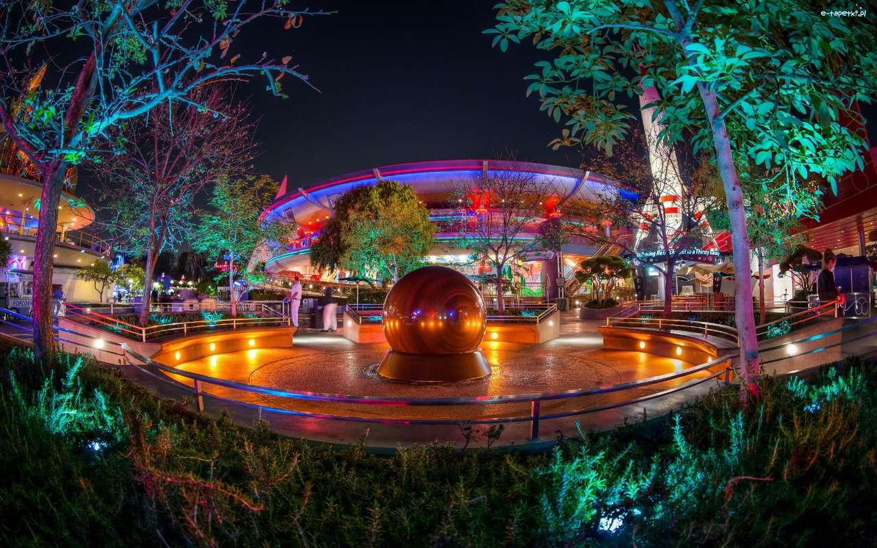 Park rozrywki- Disneyland w Kaliforni puzzle online