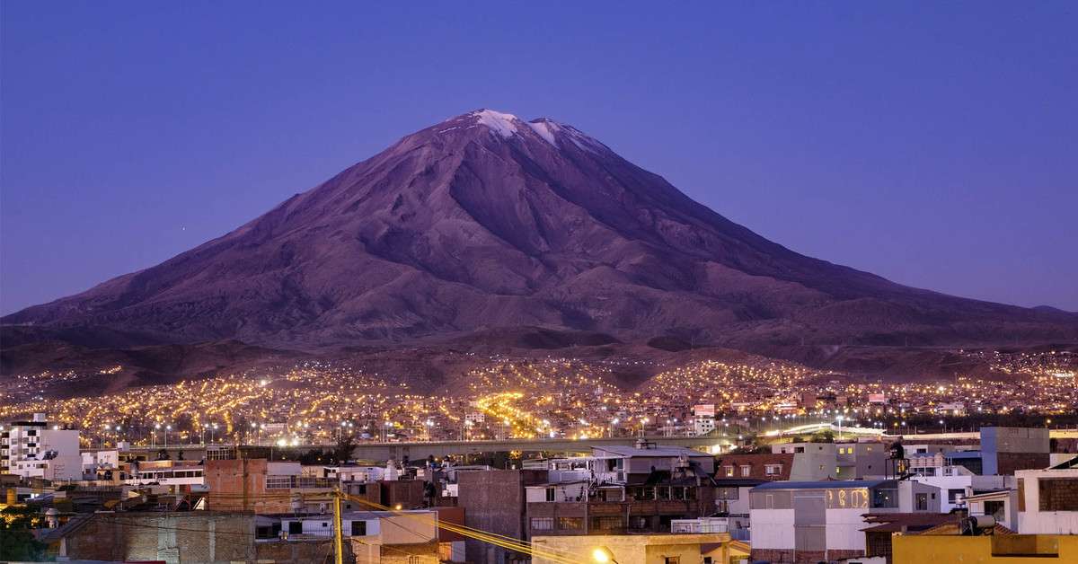 Arequipa- Volcan Misti. puzzle online