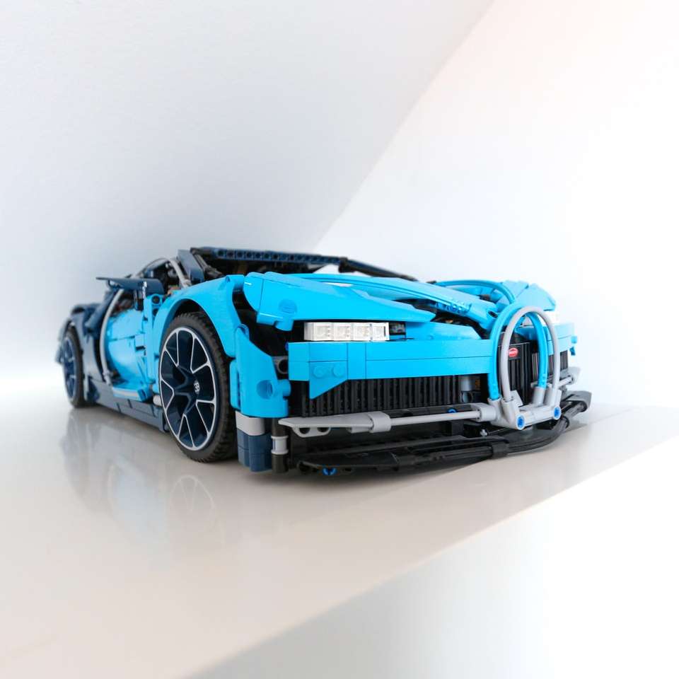 Model skali samochodu niebieski i czarny puzzle online