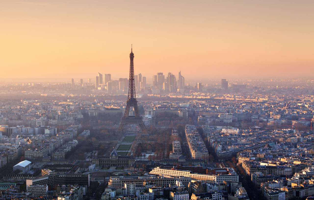 Paryż o zachodzie słońca puzzle online