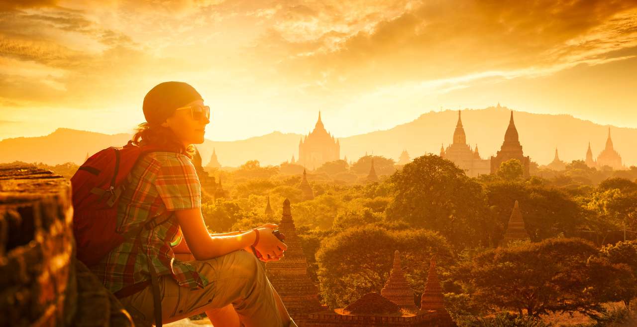 Starożytny Bagan w Myanmar puzzle online