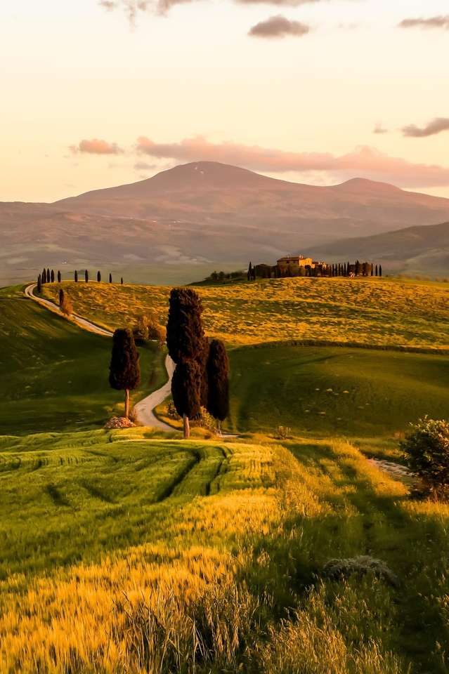 Val d'orcia siena tuscany puzzle online