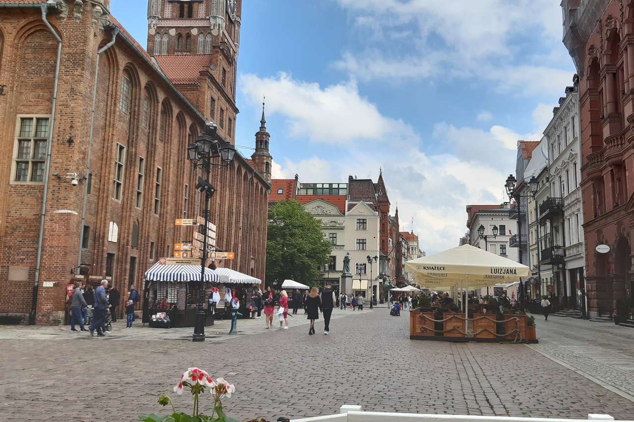 Toruń ulica na starym mieście puzzle online