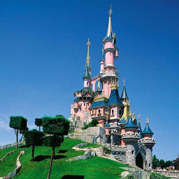 Paryż - park Disneyland puzzle online