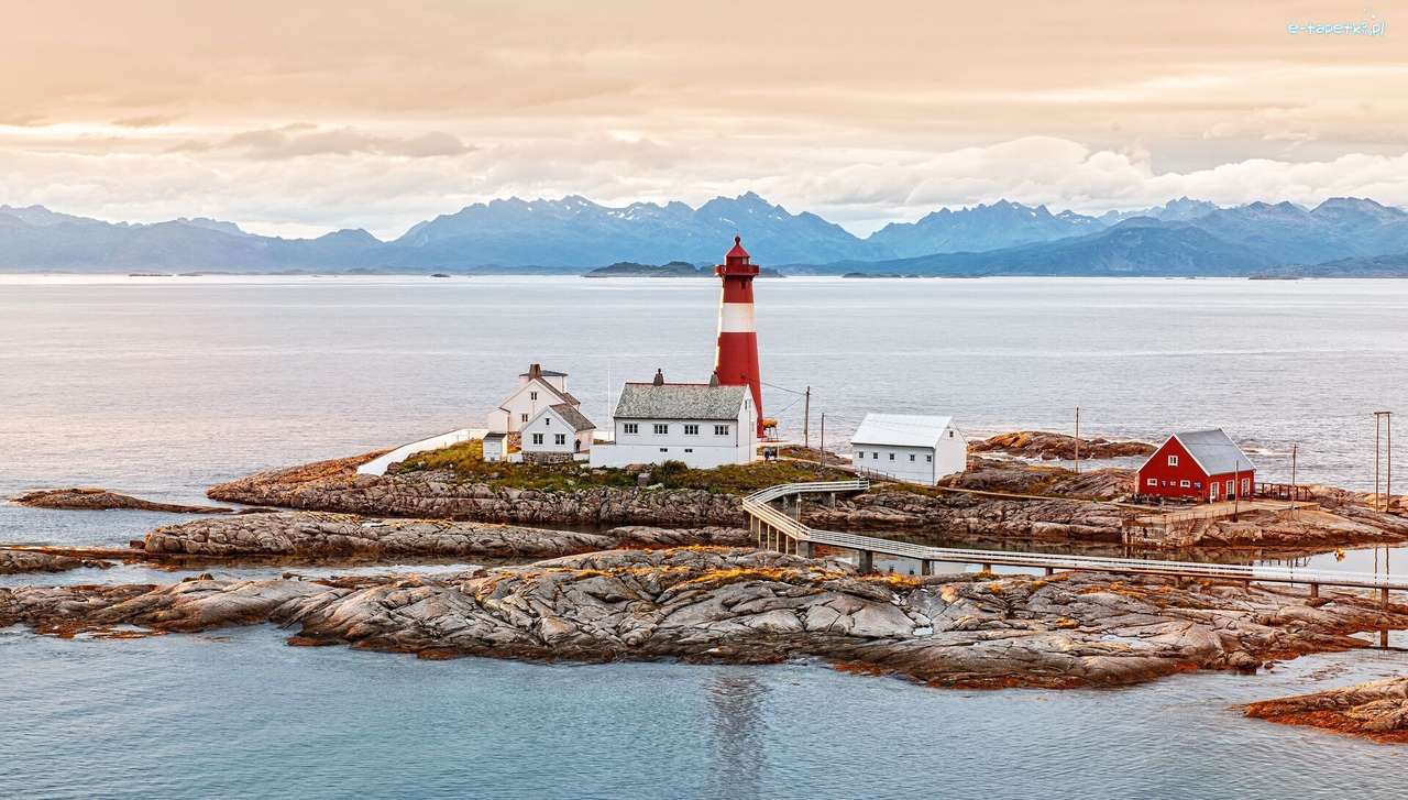 Farol na ilha na Noruega quebra-cabeça