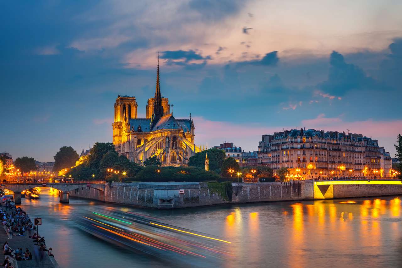 Notre Dame de Paris puzzle online