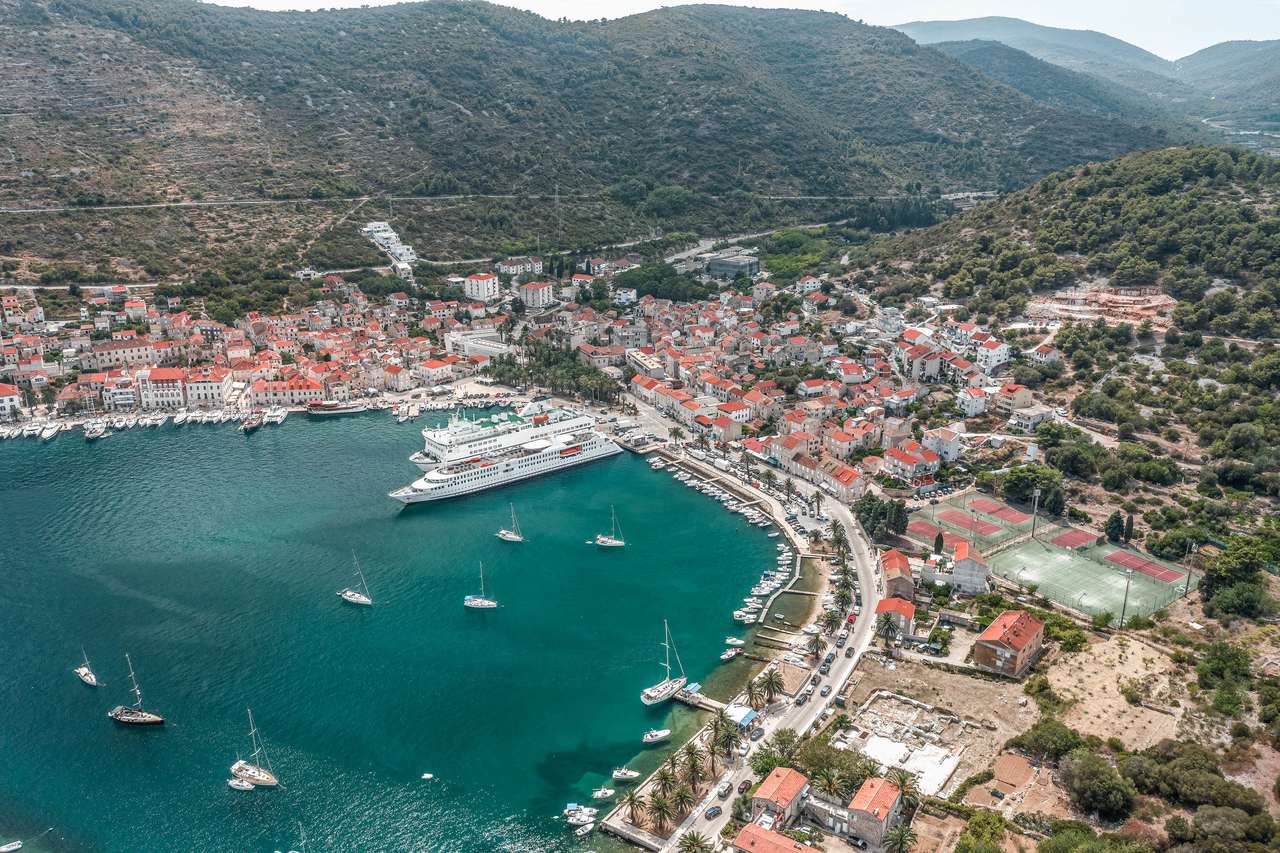 Prom Cruise w Adriatyckim porcie morskim puzzle online