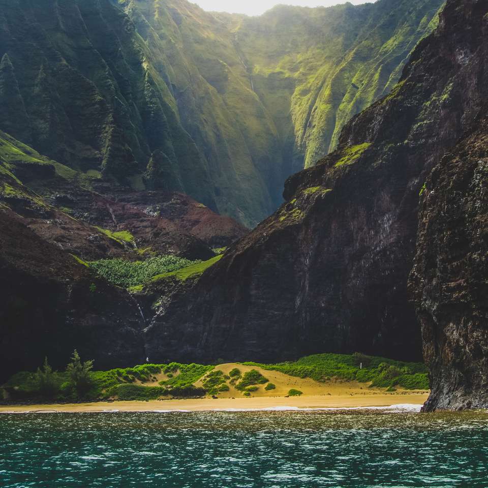 Dolina Kalalau, Wybrzeże Na Pali, Kauai, Hawaje puzzle online