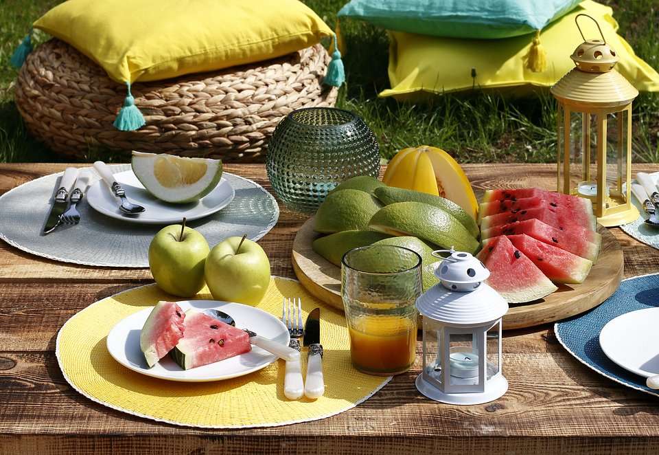 Piknik w ogrodzie puzzle online